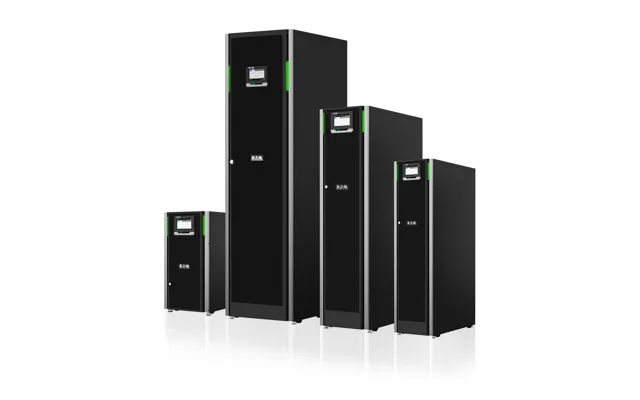Panel frontal de una UPS instalada por IT Energy